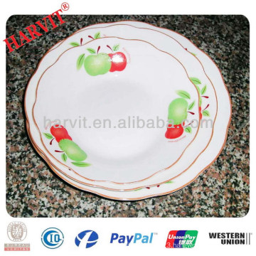 Linyi Cheap Porcelain Cut Edge White Round Dishes Plates With Three Flowers Pattern & Silver Rim